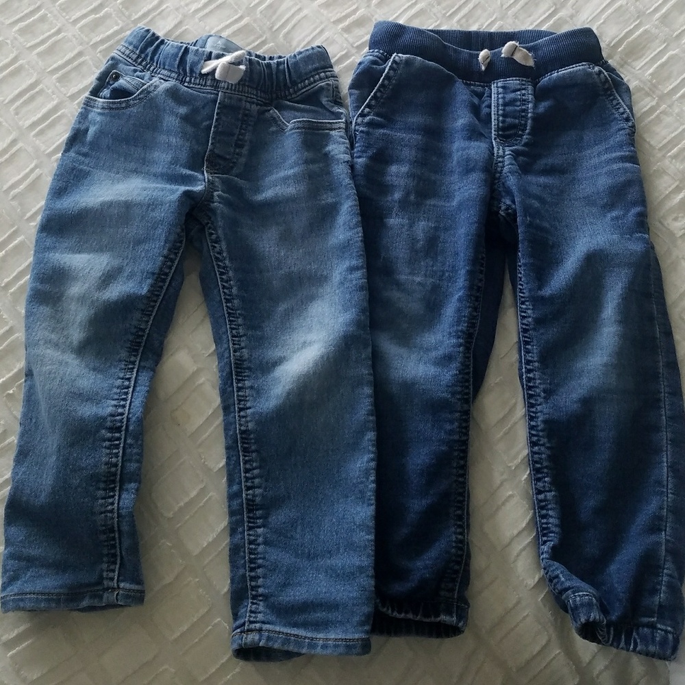 Toddler boys Gap jeans- size 3T -you get both pair